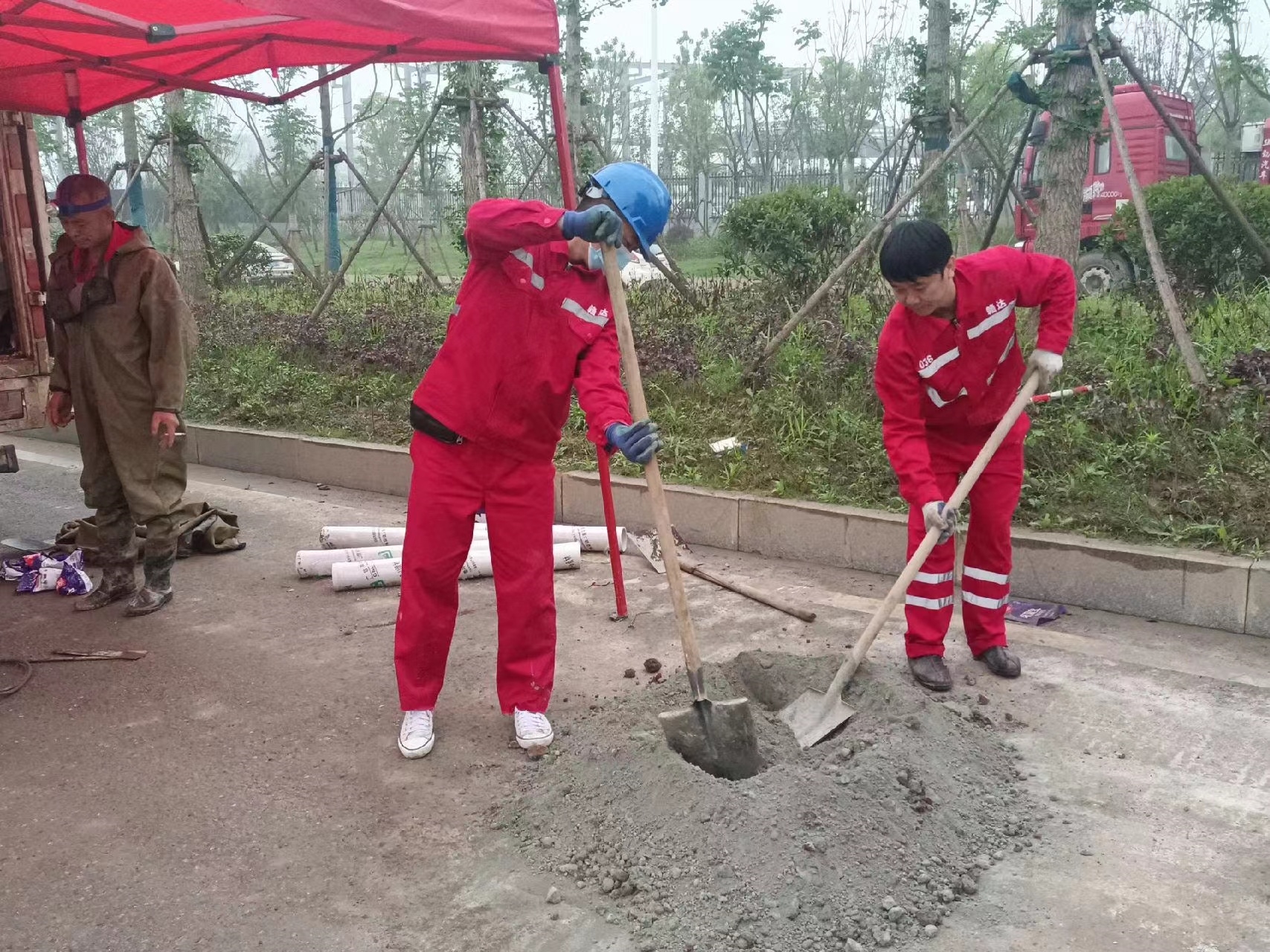 麻章管道疏通哪家好】及时进行市政管道清淤